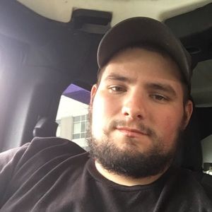 Meet your Posher, Zachary